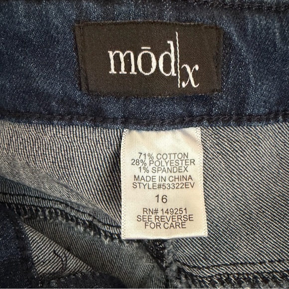 ModX Frayed Hem Women's Flare Jeans - Picture 3 of 9